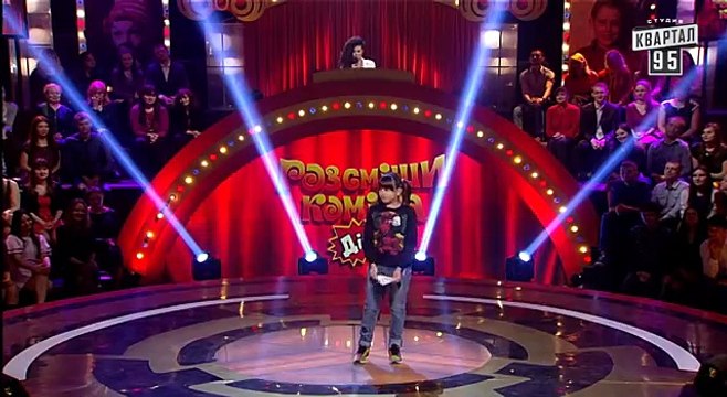 +50 000 - Александра Зеленская смешит папу на шоу Рассмеши комика Дети