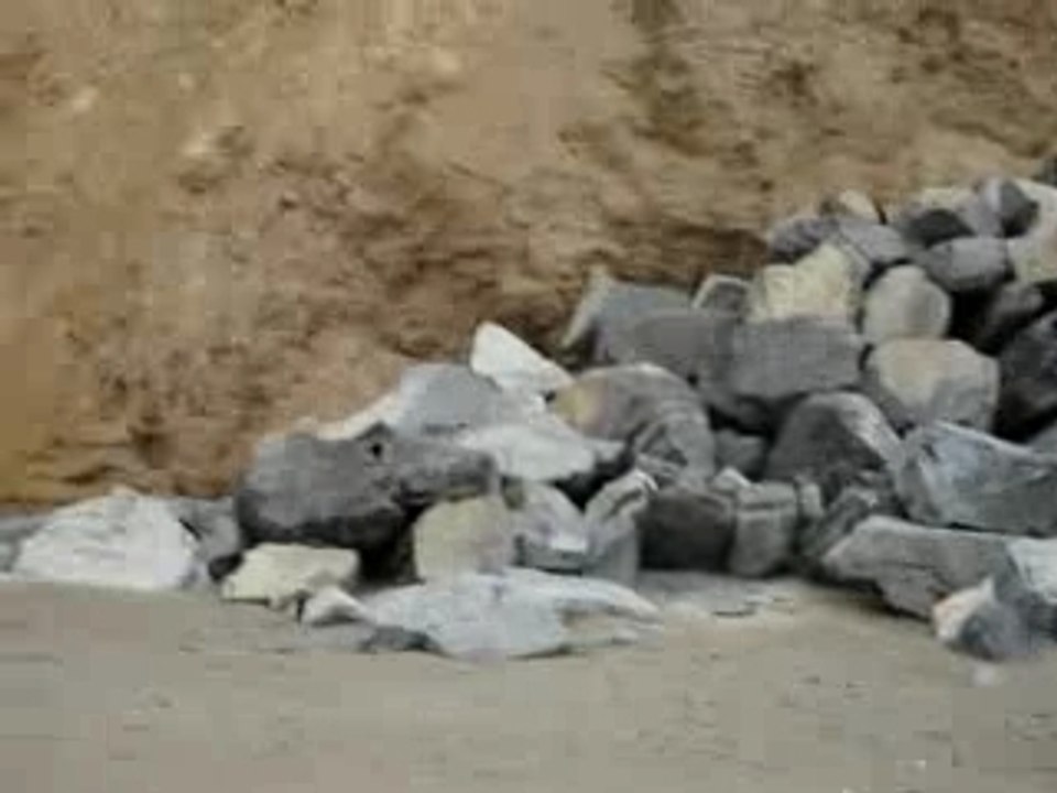 Sur la plage de la mine d'or...