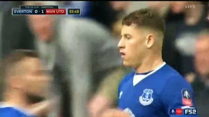 Everton-Manchester United : Lukaku manque son penalty