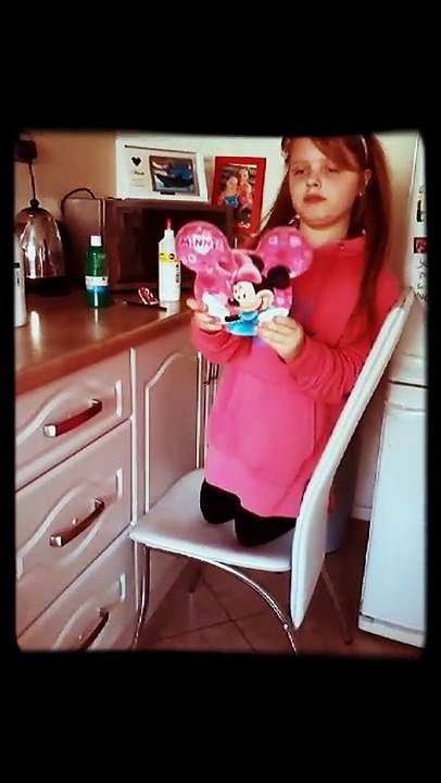 HOW TO MAKE GLOW IN THE DARK SLIME WITH GLUE,SALT,TOOTHPASTE AND GLOW PAINT 