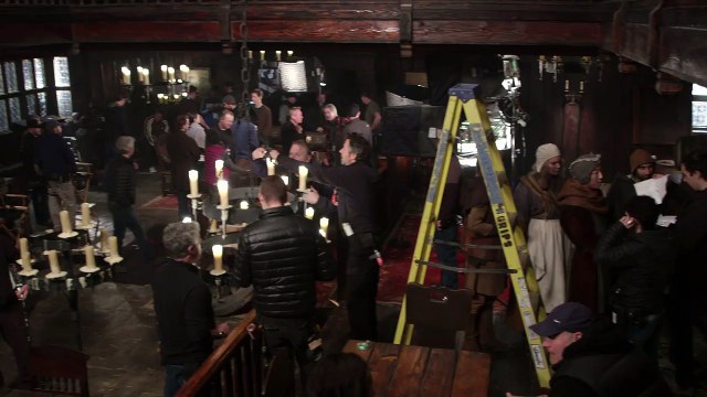 Robert Kazinsky Check out my exclusive behind-the-scenes tour of The Lions Pride Inn set from Warcraft