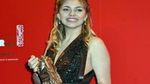 http://www.dailymotion.com/video/x46lgcq_louane-vole-vers-une-carriere-internationale-au-cinema_news