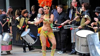 ANA HICKMANN DANCING RIO CARNIVAL PARADE GRANDE RIO SAMBA