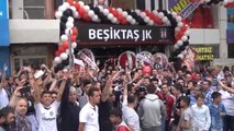 Beşiktaş Kulübü Başkanı Orman, Manisa?nın İlk Bjk Store'unu Açtı