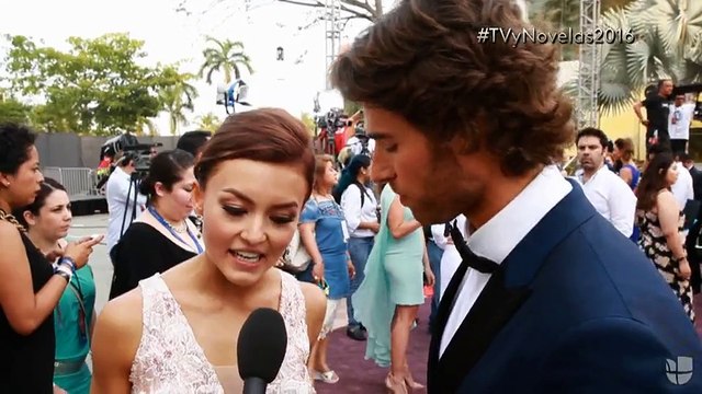 Angelique y Sebastian Premios TVyNovelas 2016