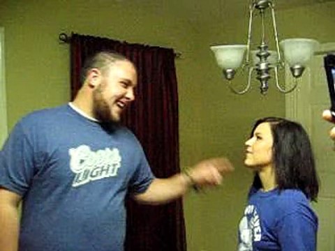 Lil girl slaps big drunk