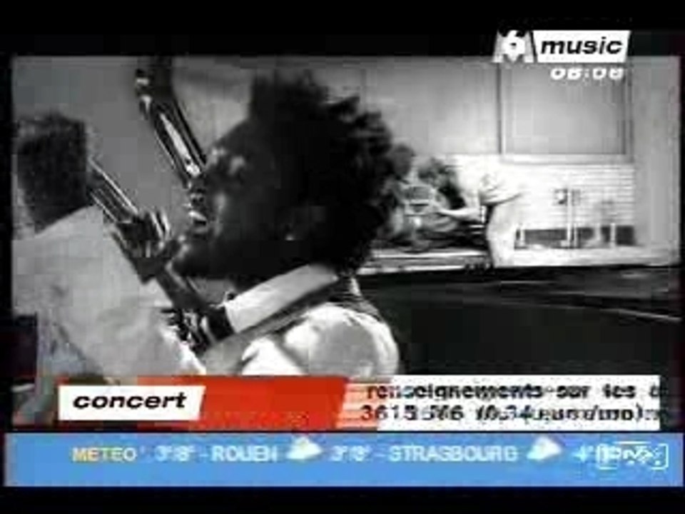 Corneille - le bon dieu est une - 2005