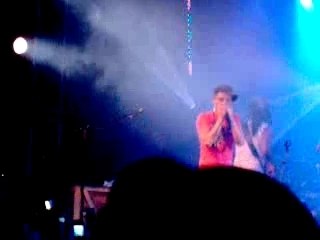 Christophe MAE Elysée Montmartre 26/04/07