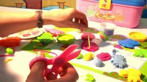 (TOYS) Pâte à modeler Le pique nique Peppa Pig Play Doh en français | Jouets pour les enfa