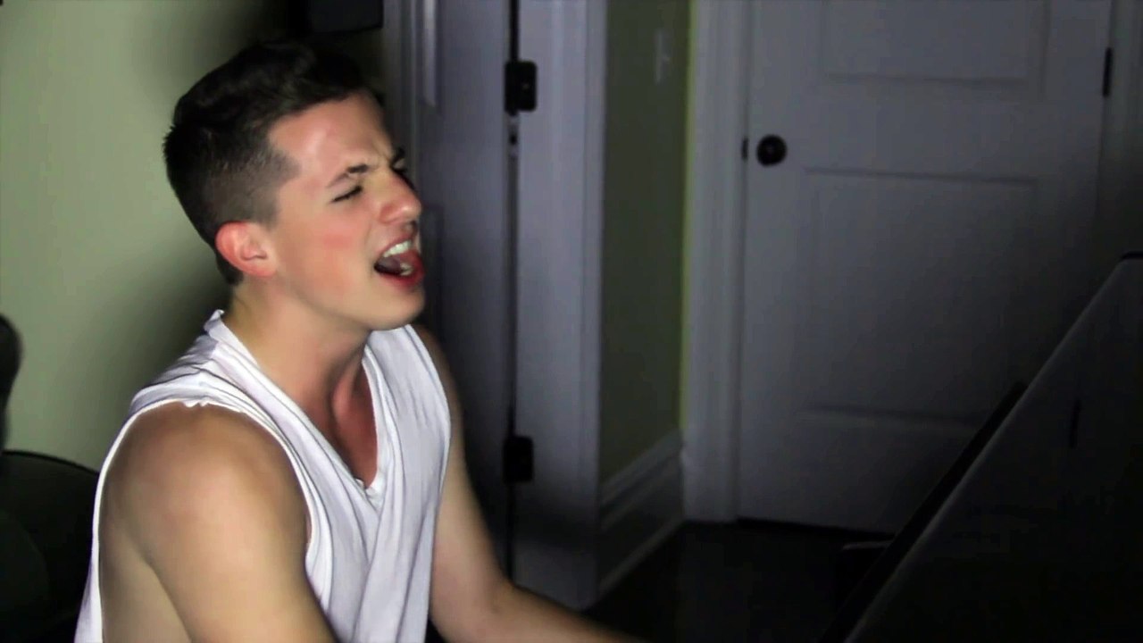 Sia - Chandelier (Charlie Puth Cover)