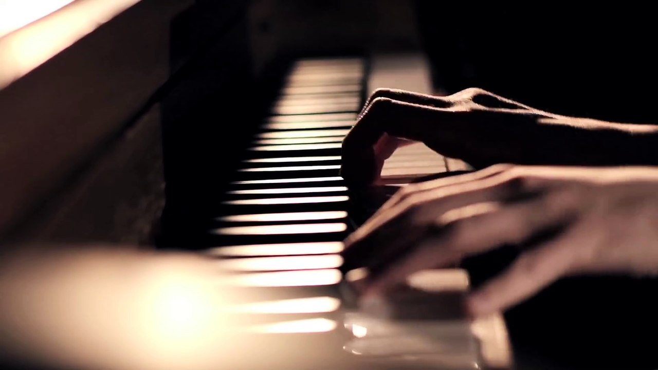 Hold It Against Me  - Britney Spears (Sam Tsui Cover)