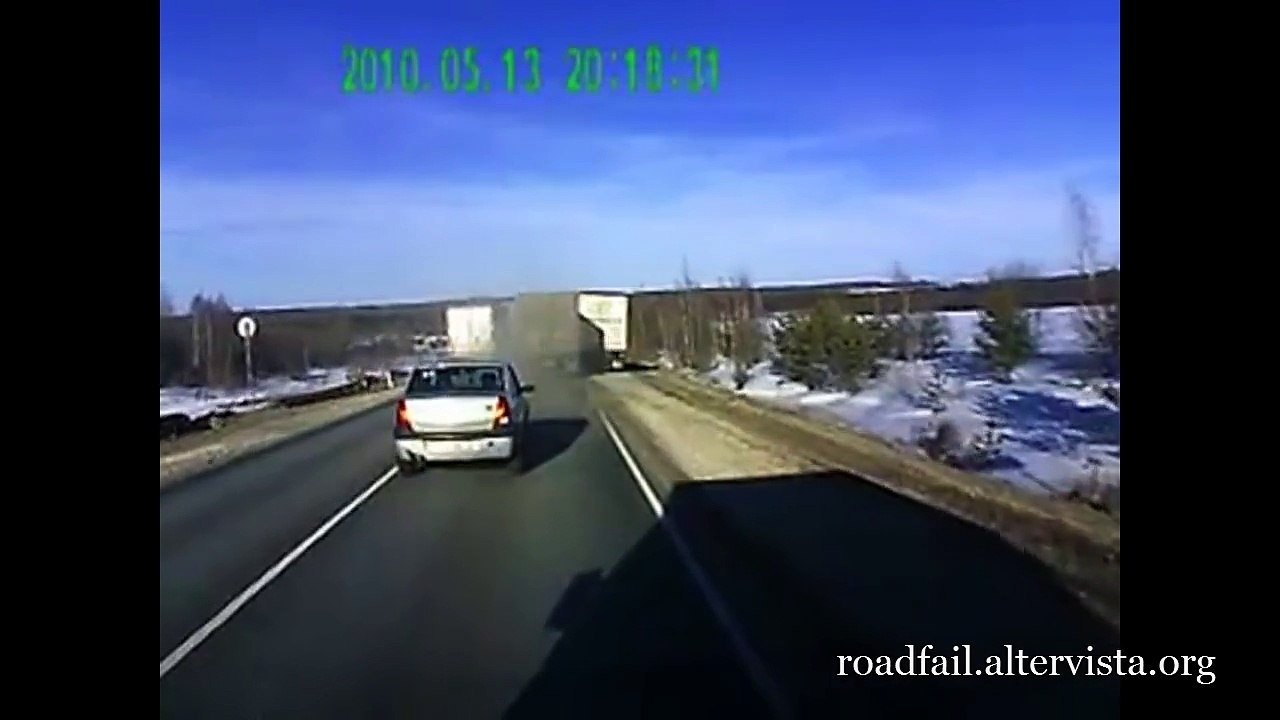 Truck Crash & Accident Compilation April 2015