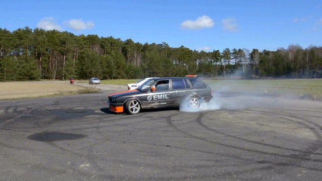 BMW CLUB PMI Kąkolewo Wielka Sobota '16 Emil E30 Touring 3.5