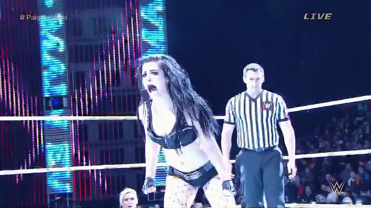 Paige vs. Nikki Bella  WWE Main Event, January 6, 2015