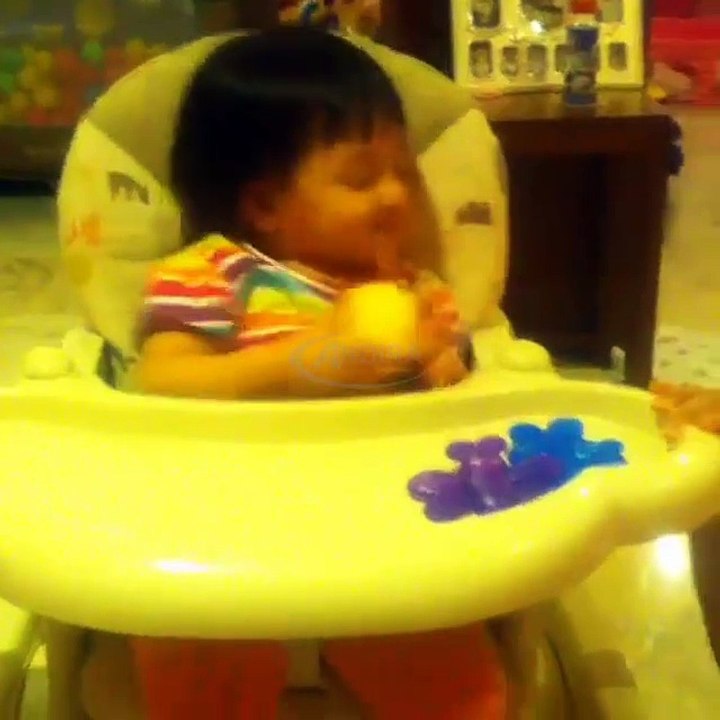 Video Lucu Arsy Addara Gemes Sama Boneka Ayam l Anang Hermansyah & Ashanty