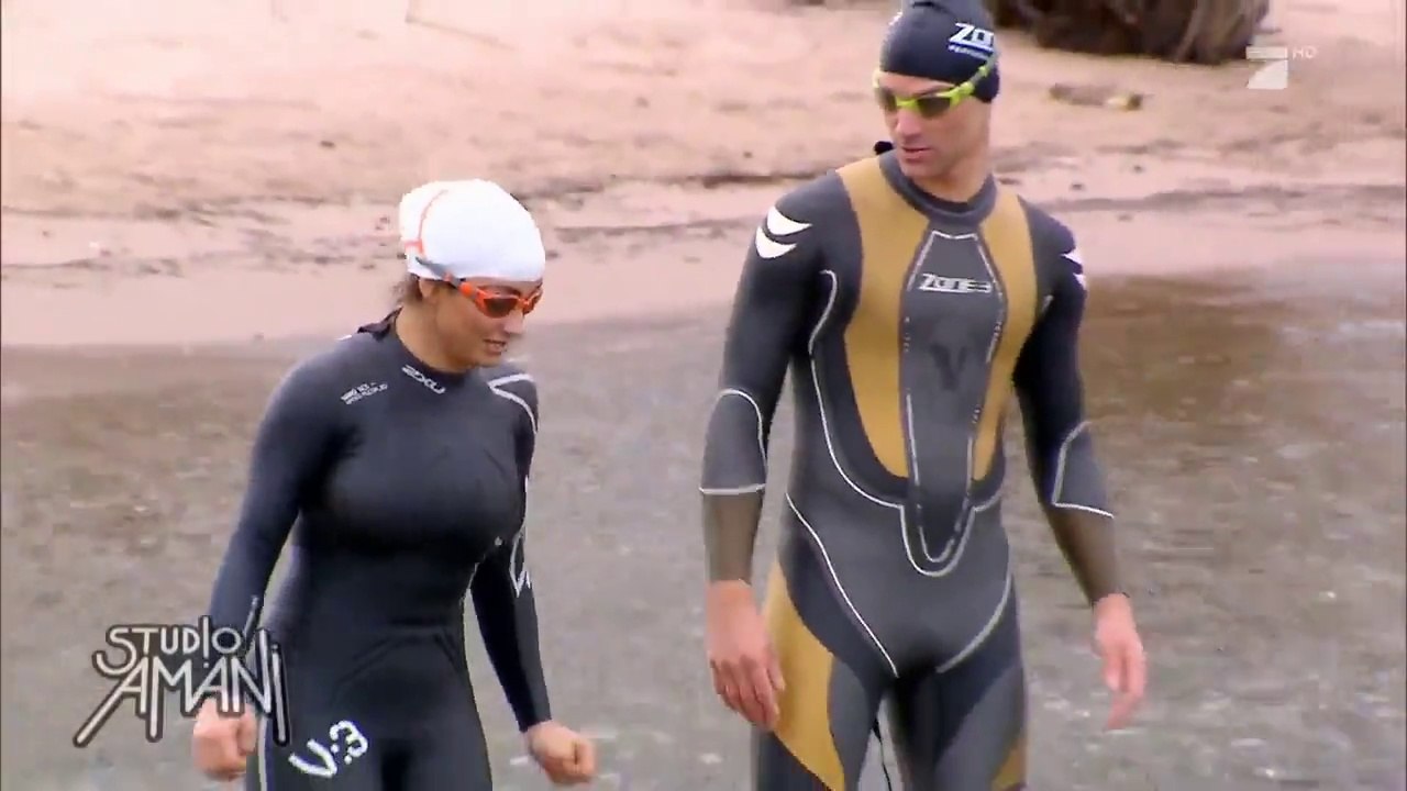 Sexy female swimmer in great wetsuit!