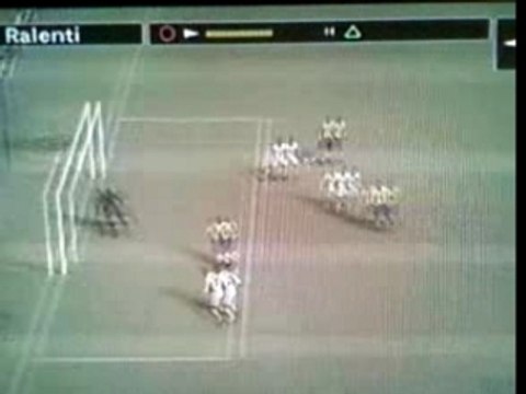 PES Coup franc R.Carlos 40m lucarne