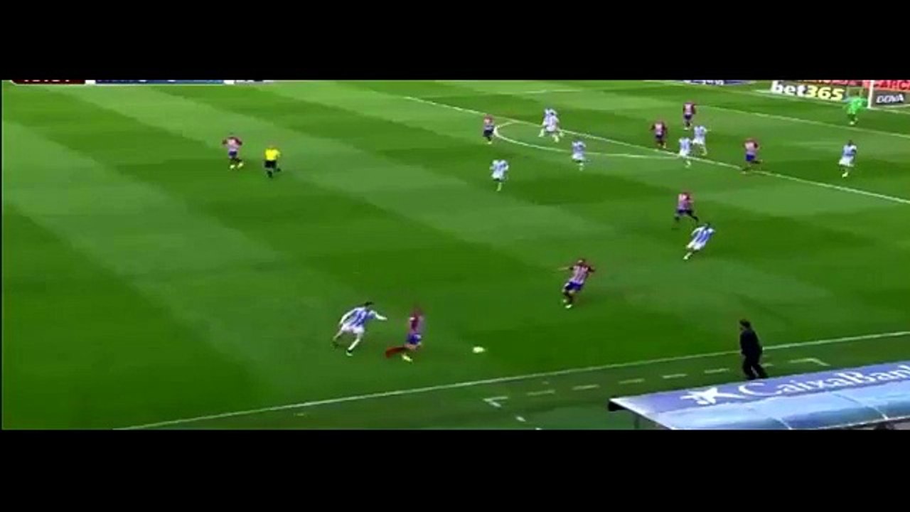 O treinador do Atlético Madrid, Diego Simeone, foi expulso este sábado no encontro frente ao Málaga, depois do árbitro t