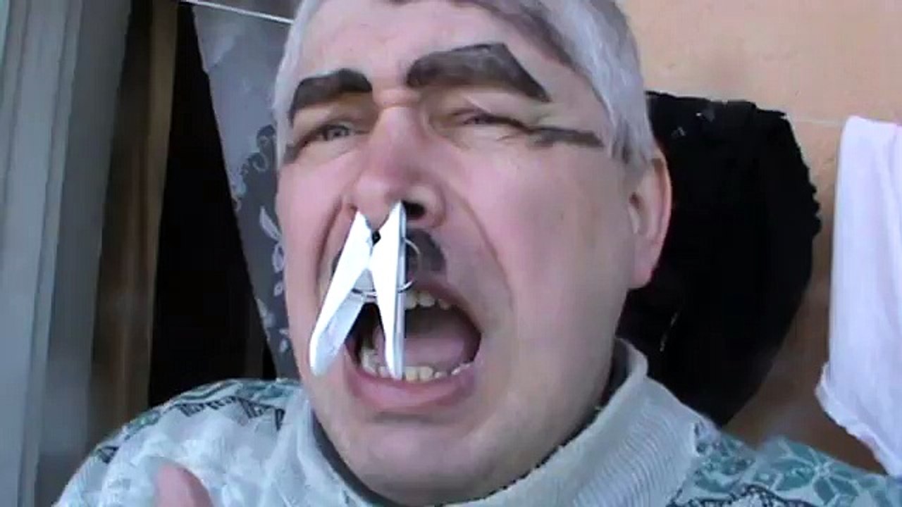 Гена Дерюгин усатый мужик
