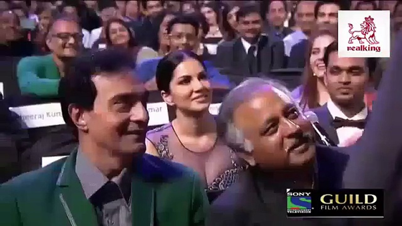 Award Show May Kapil Sharma Ka Sunny Leone Kay Sath Aisa Mazak Kay Sub Hans Paray
