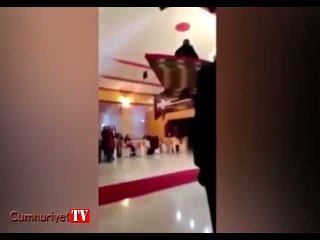 Düğünde dehşet... Gelin damat böyle düştü