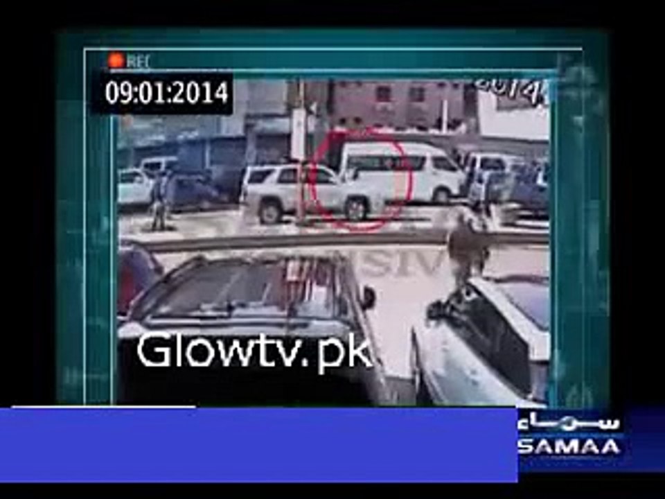 SAMAA gets CCTV footage of police encounter with robbers in Karachi  SAMAA TV - Segment1(00_00_00.000-00_00_44.930)