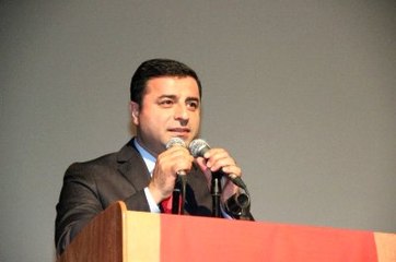 Demirtaş: Partimize  Bir Kürt Genci Geliyorsa, 10 Tanesi Dağa Çıkıyor