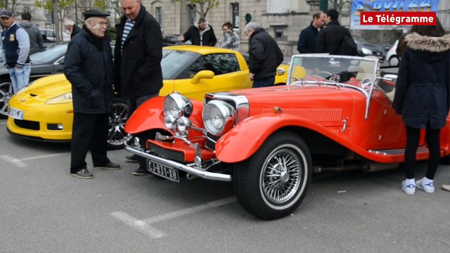 Pontivy. 200 voitures de collection sur la Plaine