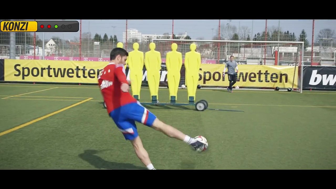 FREE KICK CHALLENGE vs FABREGAS