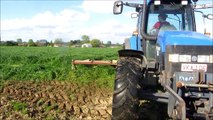 Massey Ferguson 6290 en New Holland TM 115 Mowing grass