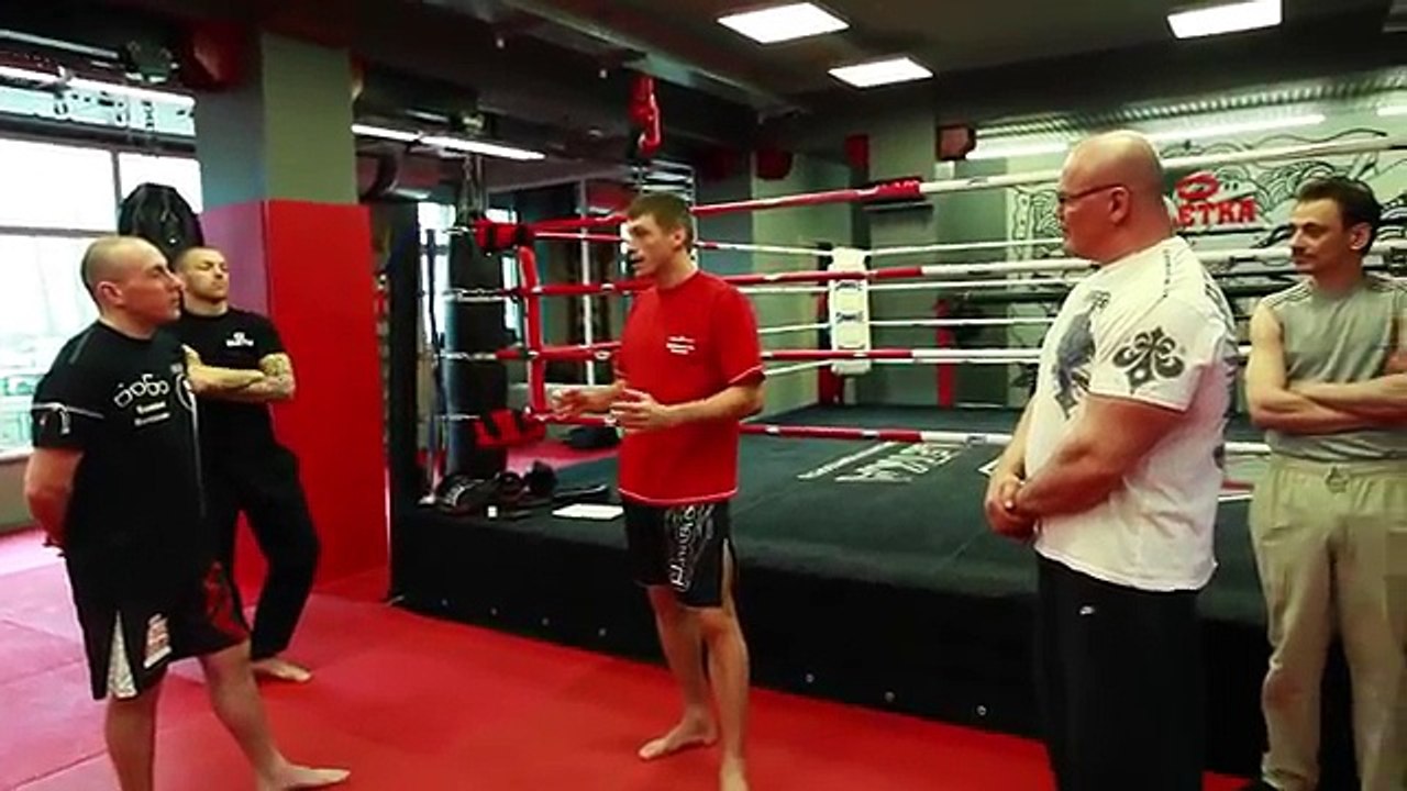 Нокаутирующии удар, сильныи удар и тренажеры 6