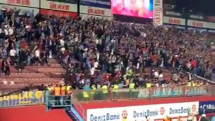 Trabzonspor-Fenerbahçe maçında hakem dövüldü