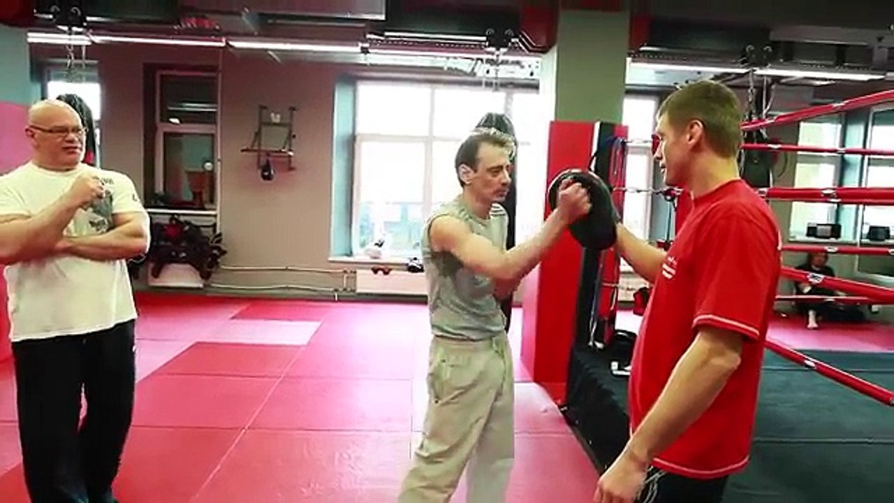 Нокаутирующии удар, сильныи удар и тренажеры 15