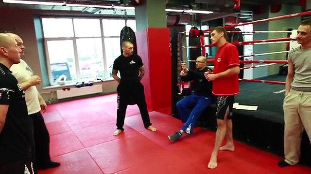 Нокаутирующии удар, сильныи удар и тренажеры 21