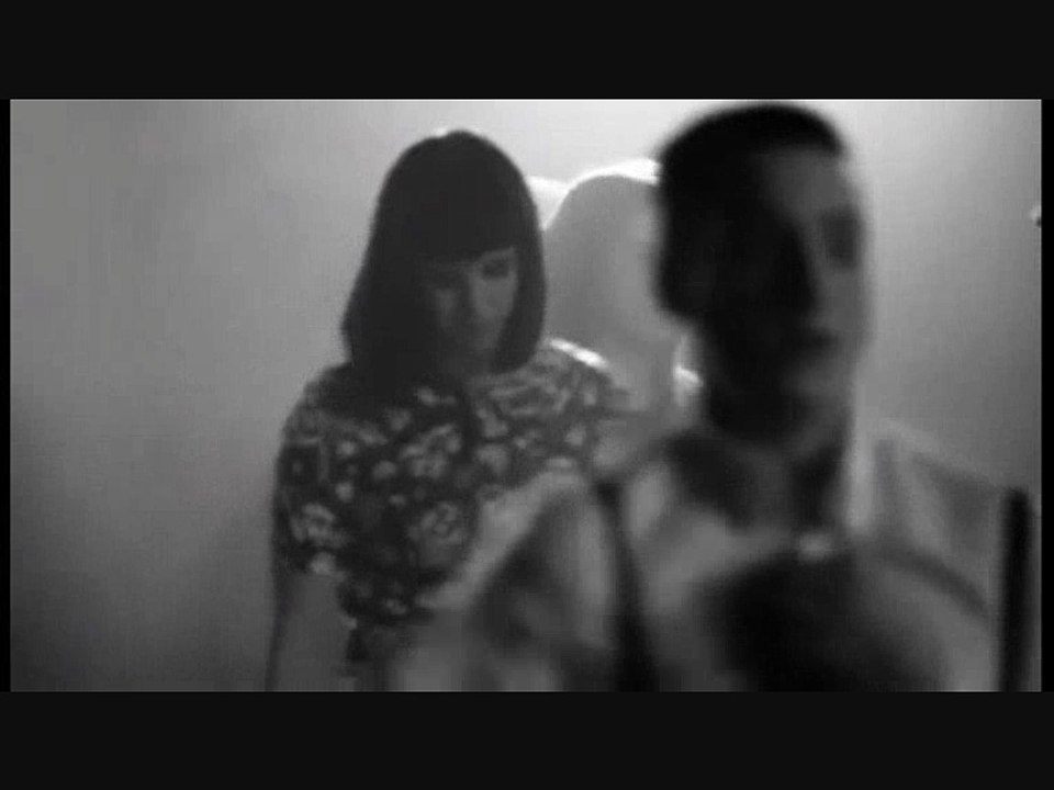 Amy Winehouse and Smokey Robinson{ins} -Go go to Rehab.