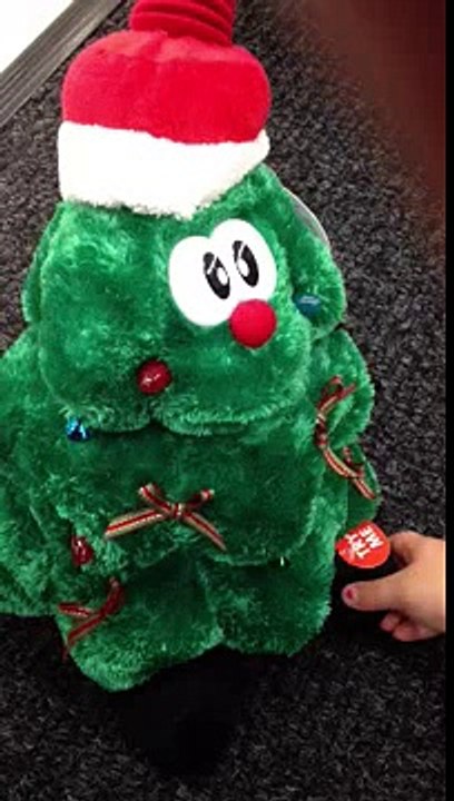 Vivi's dancing Christmas tree