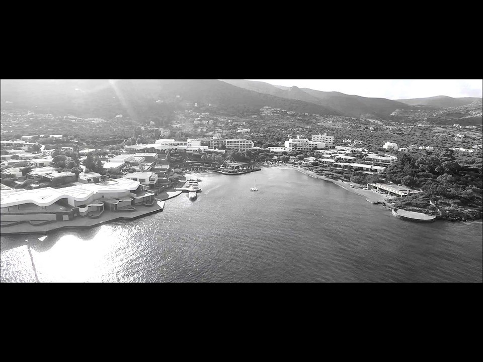 ΣΑ| Shaya - Μαζί και μακριά | (Official ᴴᴰvideo clip)  Greek- face