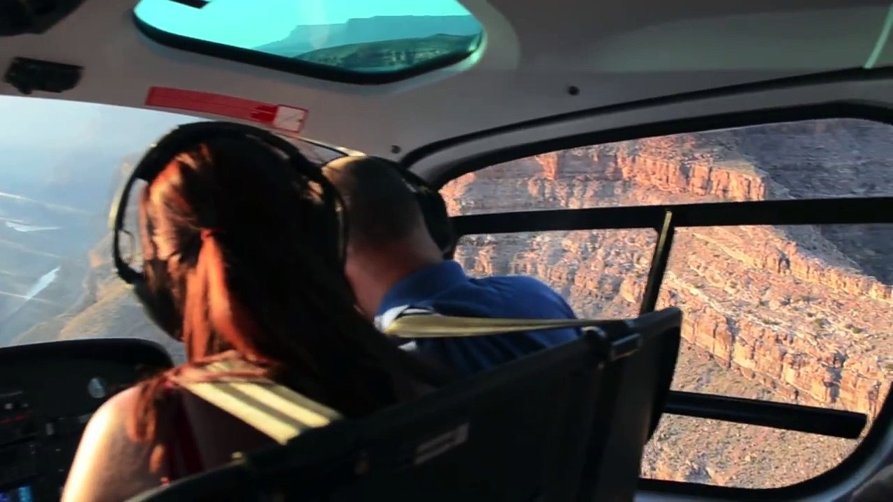 Sunset Grand Canyon Papillon Helicopter Tour