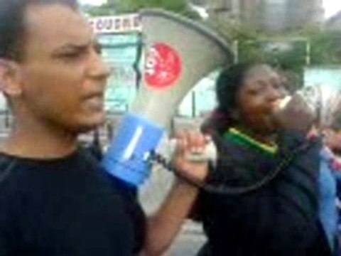 Les Sans-Papiers en lutte - Marche vers l'Agora