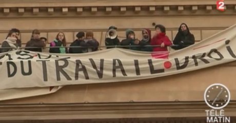 Des dizaines d’intermittents du spectacle occupent le théâtre de l’Odéon (vidéo)