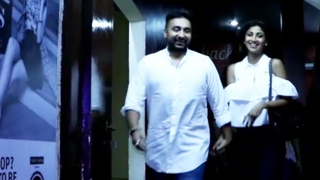 Shilpa Shetty and Raj Kundra Watch Fan At PVR Juhu