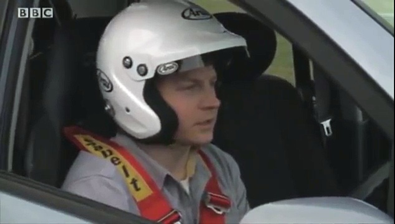 Kimi Raikkonen Lap Behind the Scenes Top Gear Series 18 BBC