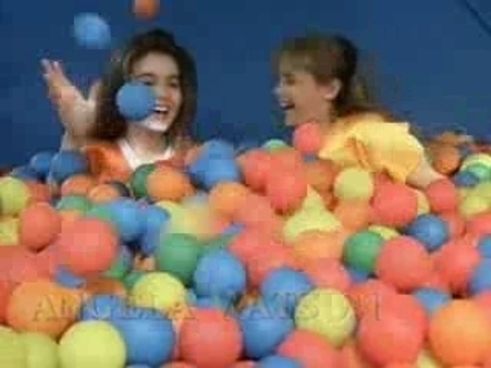 Serie TV - Notre Belle Famille - Generique