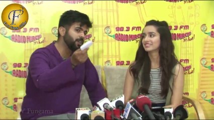 SHRADHA KAPOOR & TIGER PROMOTES BAAGHI AT RADIO MIRCHI STUDIO