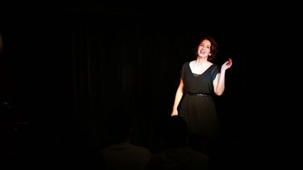 La Célibataire : Première Scène Solo 🎭