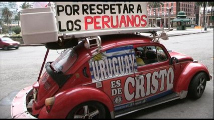 La aventura de una familia peruana en "la casa rodante más pequeña del mundo"