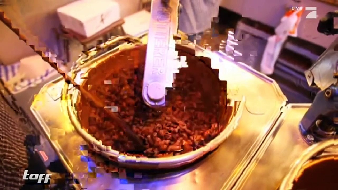 Dickmacher auf dem Weihnachtsmarkt | taff | Weihnachten 2015