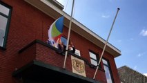 DelfSail-vlag op gemeentehuis Delfzijl gehesen - RTV Noord