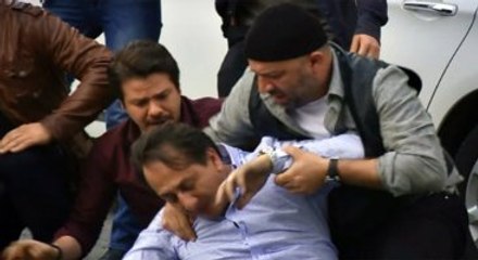 Şevket Çoruh'un Hüsnü Çoban Paylaşımı Kafa Karıştırdı