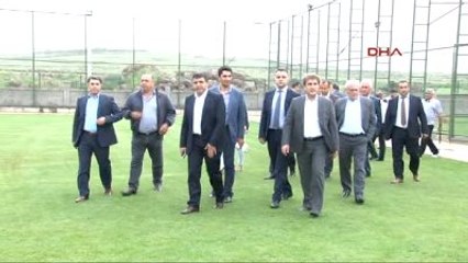 Diyarbakır'daki Stk'lardan Saldırıya Uğrayan Amedspor'a Destek